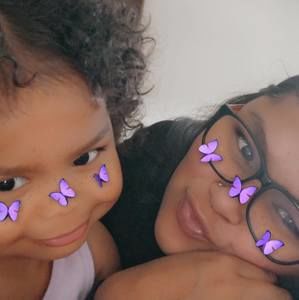 Meet your Posher, Leah